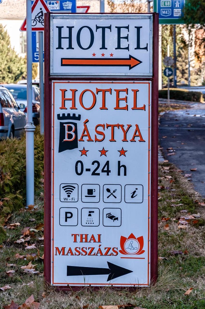 Bastya Hotel Mako Exterior photo
